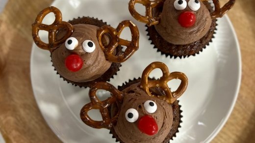Gingerbread Carrot Cupcakes Gingerbread Carrot Cupcakes